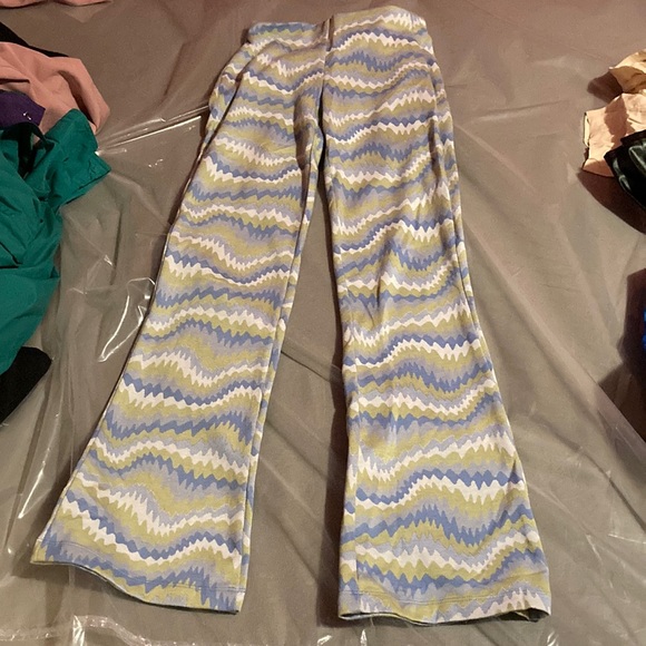 2/$25 XS Urban Outfitters Funky Patterned Bell Bottoms Blue and Green - Picture 2 of 5